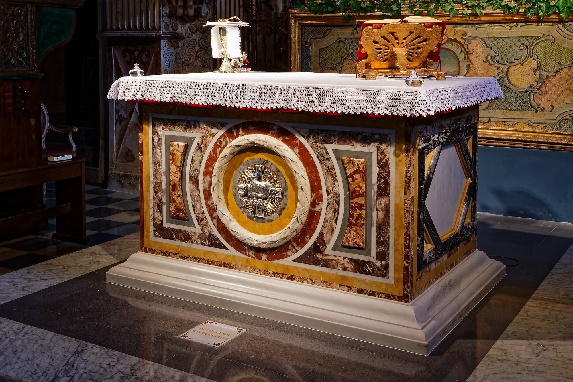 altar isnello polychrome marbles cefalù 5