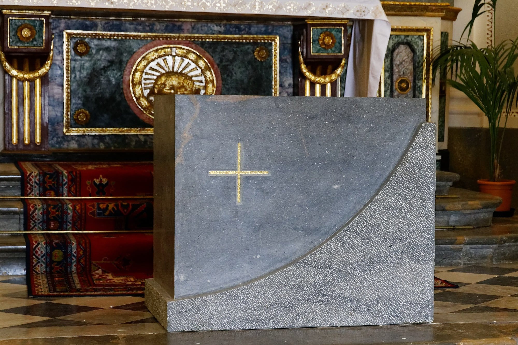 altare marmo chiesa concilio vaticano 6